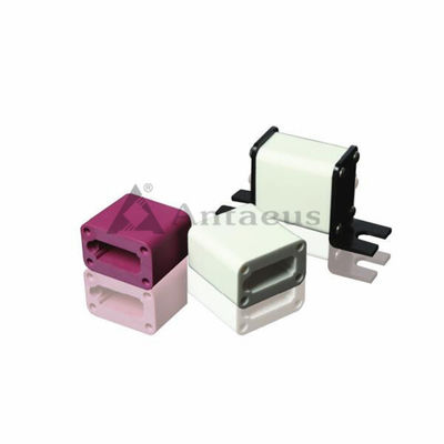 Temperaturschockbeständigkeit 250 Grad Aluminiumoxid-Keramikkomponenten mit Wasseraufnahme Null und Rohdichte 3,6 bis 3,9 Gramm pro Kubikzentimeter